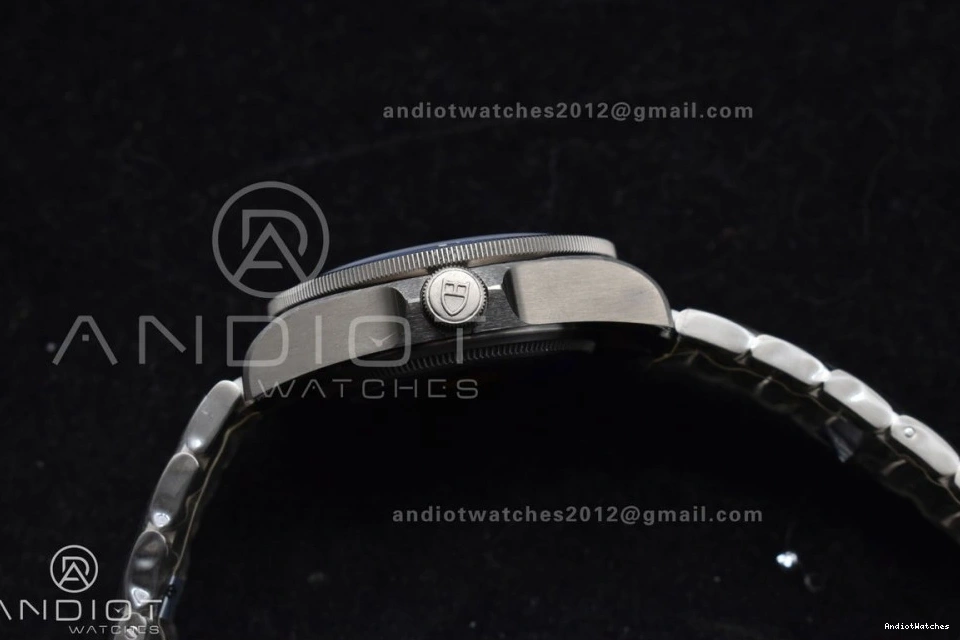 Edition ZF Best 1:1 on Snug Pelagos Titanium V A2824 Bracelet Blue 528 1007